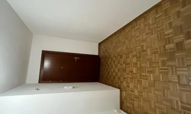 Недвижимость Apartment 2 rooms: 6