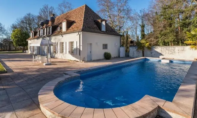 Недвижимость Single house: 2
