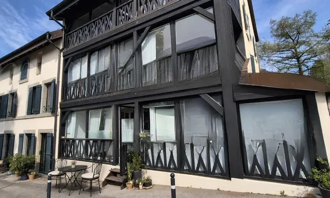 Недвижимость Apartment 5 rooms: 1