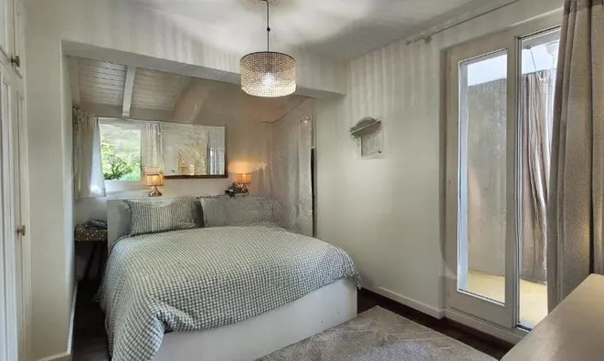 Недвижимость Apartment 5 rooms: 7