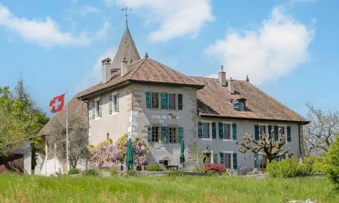 Недвижимость Single house 18 rooms: 1