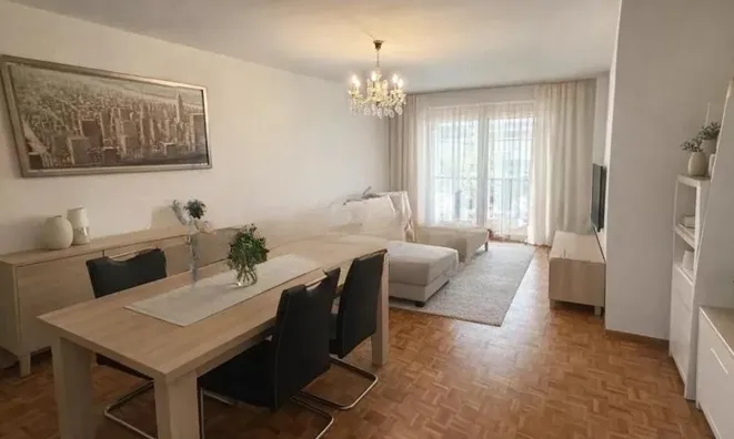 Недвижимость Apartment 4 rooms: 1