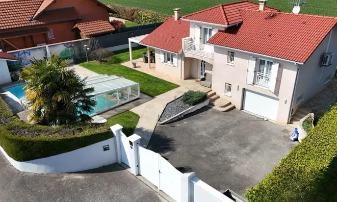 Недвижимость Single house 5 rooms: 1