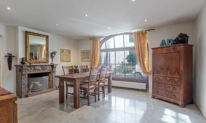 Недвижимость Single house 7 rooms: 6