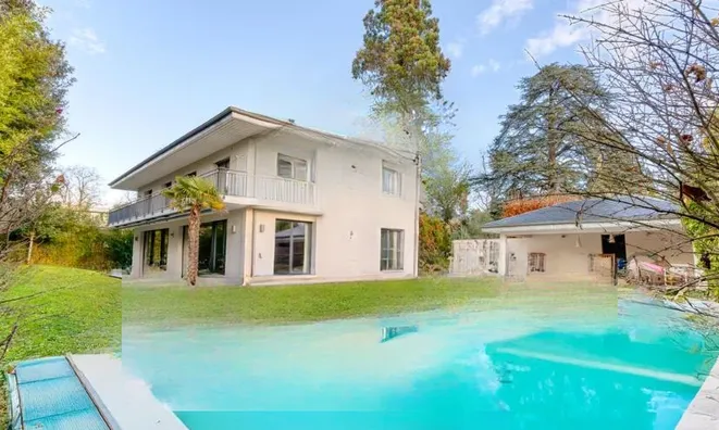 Недвижимость Villa 11 rooms: 1