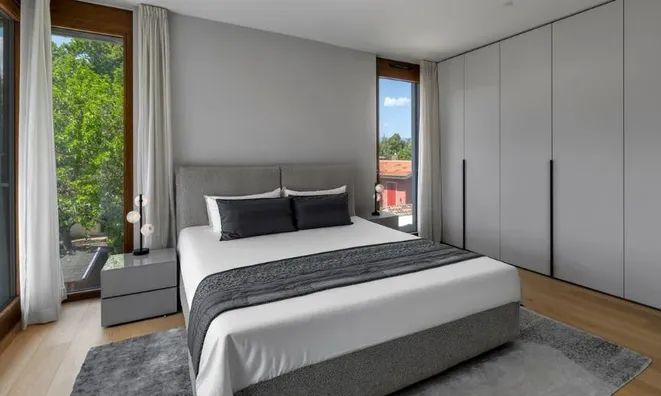Недвижимость Single house 9.5 rooms: 8