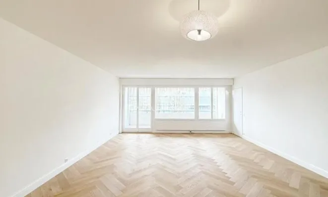 Недвижимость Apartment 3 rooms: 2