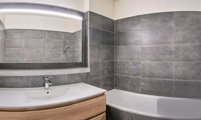 Недвижимость Apartment 4 rooms: 7
