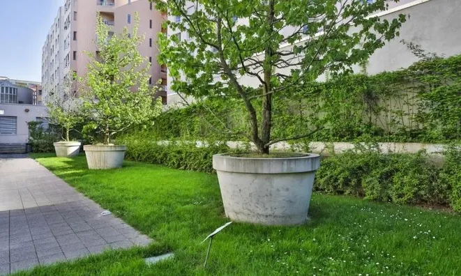 Недвижимость Apartment 4 rooms: 11