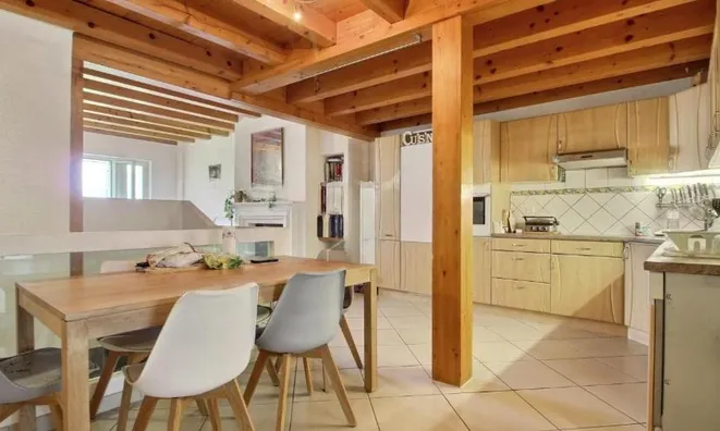 Недвижимость Single house 7 rooms: 2