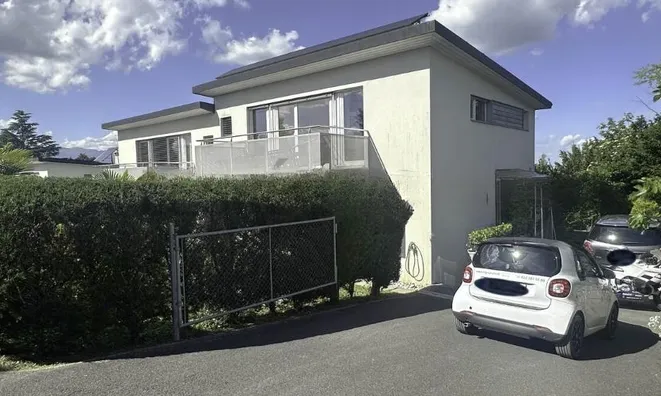 Недвижимость Bifamiliar house 5 rooms: 1