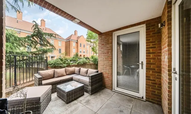 Недвижимость Ashridge Close, Finchley: 9