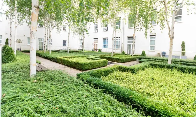 Недвижимость Bromyard Avenue: 5