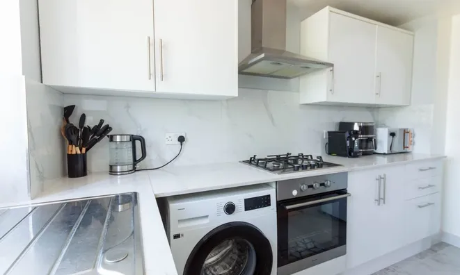 Недвижимость Cornmow Drive, Dollis Hill: 2