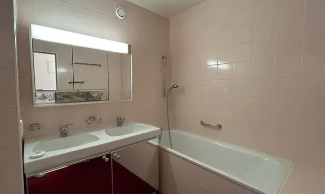 Недвижимость Attic flat 5 rooms: 8