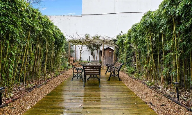 Недвижимость Aldebert Terrace: 4