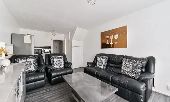 Недвижимость Dorset Road, Oval: 8