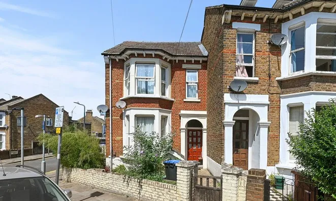Недвижимость Nightingale Road, London, 4: 5