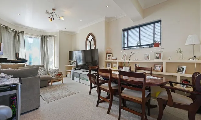 Недвижимость Nightingale Road, London, 4: 6