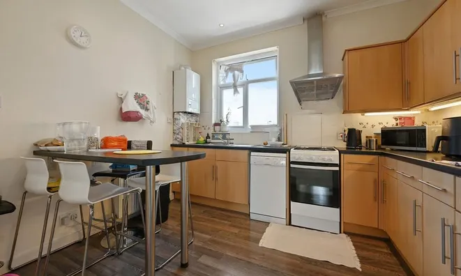 Недвижимость Nightingale Road, London, 4: 7