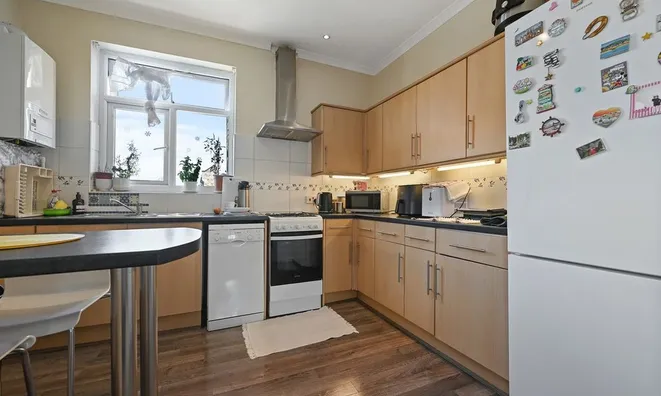 Недвижимость Nightingale Road, London, 4: 8