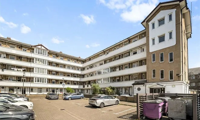 Недвижимость Rogers Estate, Globe Road: 3