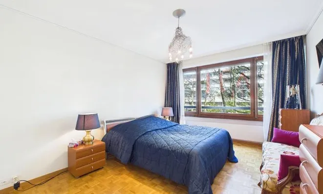 Недвижимость Apartment 6 rooms: 6