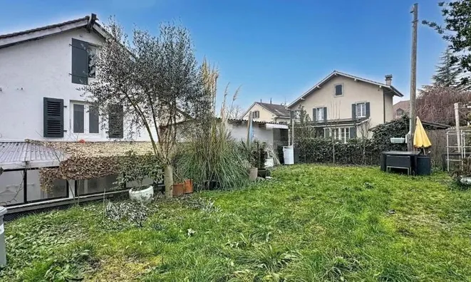 Недвижимость Single house 4 rooms: 1