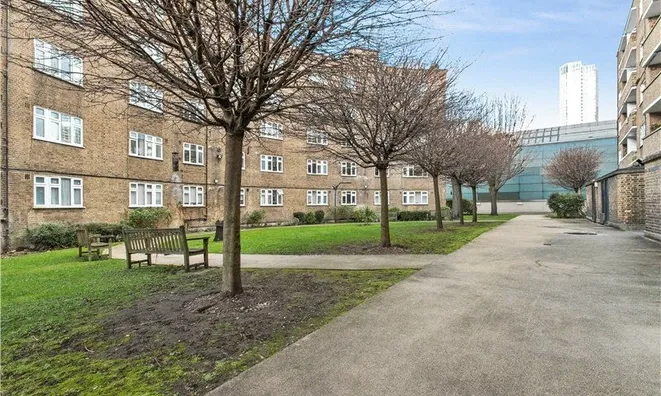 Недвижимость Benson House, Hatfields: 4