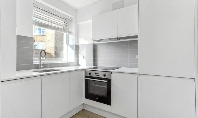 Недвижимость Benson House, Hatfields: 6