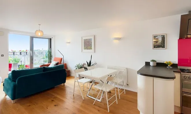 Недвижимость Sumner Road, Galleria Court Sumner Road: 13
