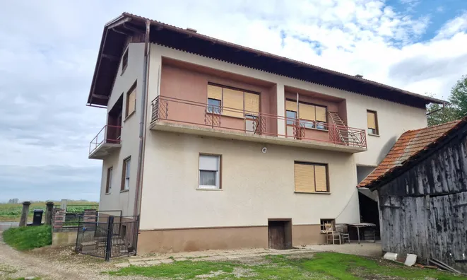 Недвижимость House, Gomilitsa: 2
