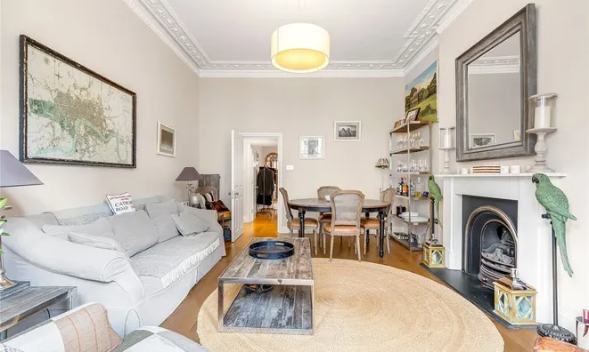 Недвижимость Cathcart Road: 10