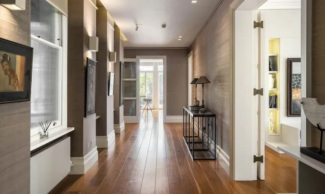Недвижимость Burton Court, Chelsea: 1