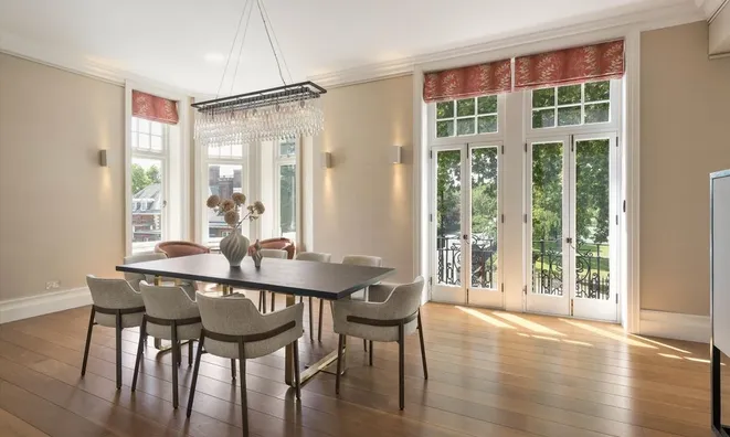 Недвижимость Burton Court, Chelsea: 13