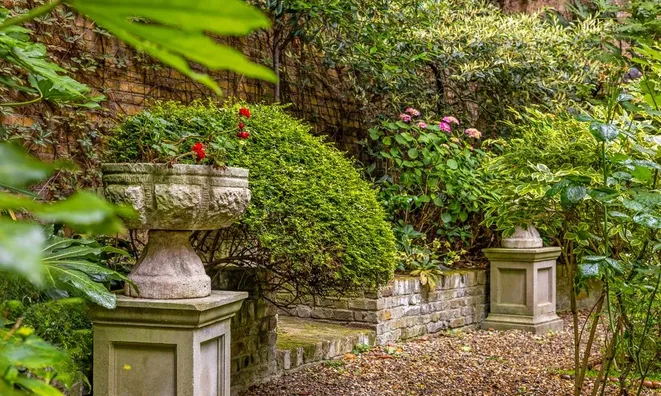 Недвижимость Cliveden Place: 2