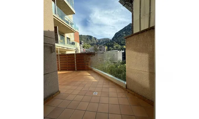Недвижимость Apartment for sale in Escaldes: 3