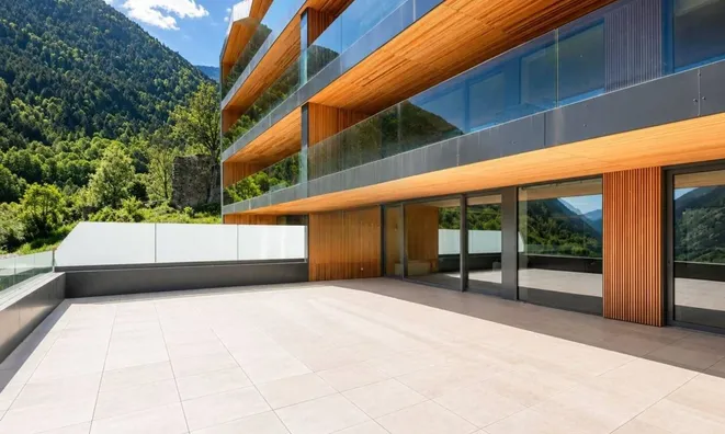 Недвижимость Luxury ground floor in Ordino - El Serrat: 1