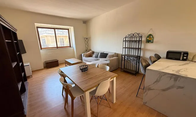 Недвижимость Central Naxxar Apartment: 2