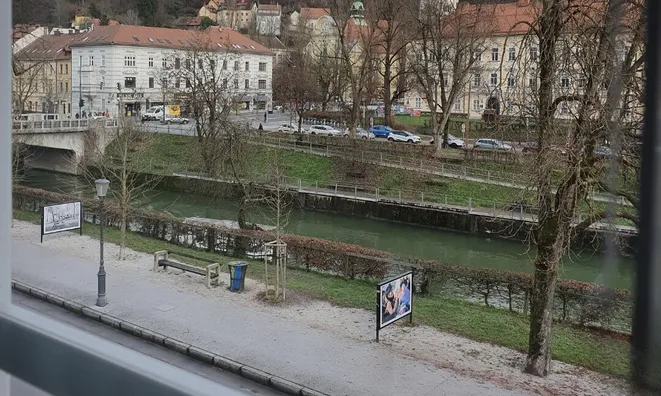 Недвижимость Apartments by the Ljubljanica: 12