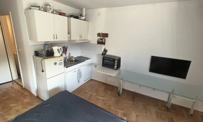 Недвижимость Studio apartment in the center: 1