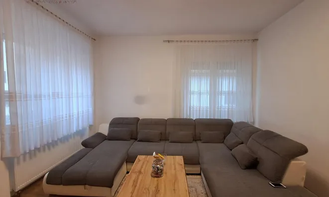 Недвижимость Apartment in Novy Rudnik: 2