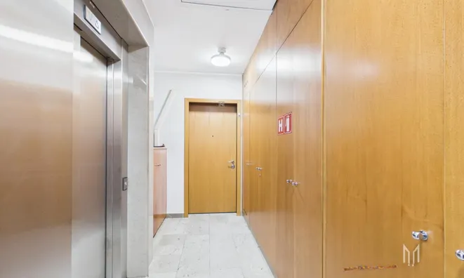 Недвижимость Four-room apartment Savsko: 25