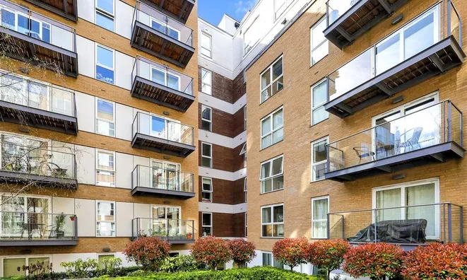 Недвижимость Bromyard Avenue: 9