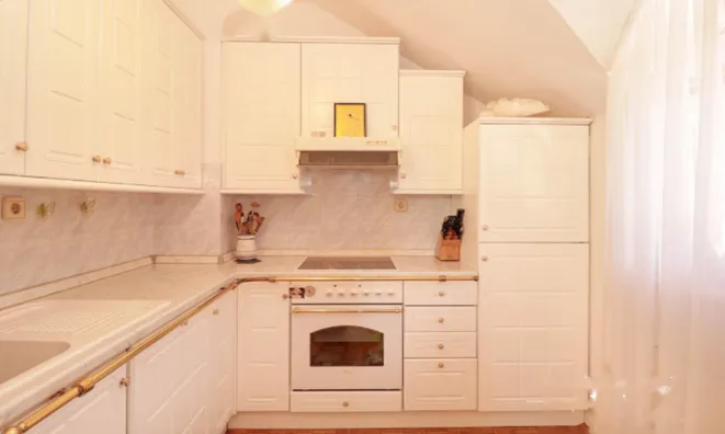 Недвижимость Квартира 3-комн. Новая Рудник: 20