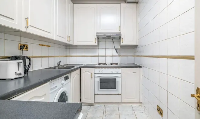 Недвижимость Upper Berkeley Street: 9