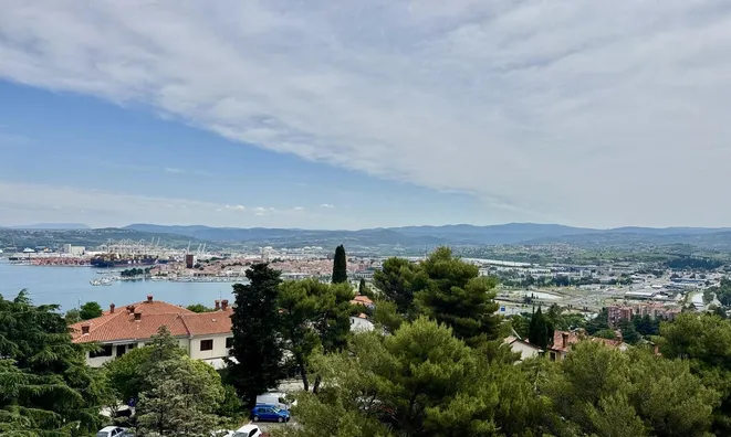 Недвижимость Apartment, 3-room Koper: 1