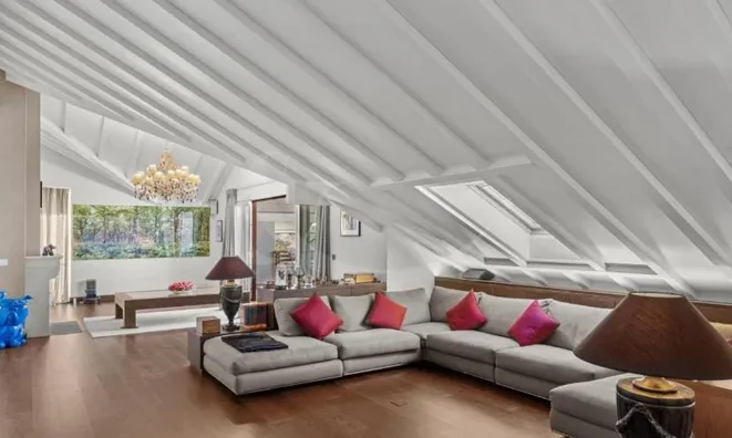 Недвижимость Attic flat 7 rooms: 3