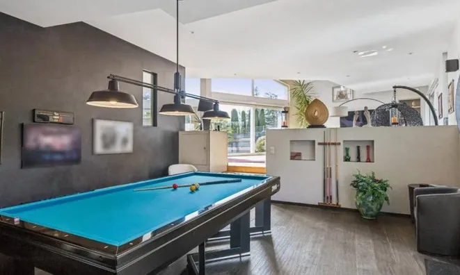 Недвижимость Single house 9 rooms: 3