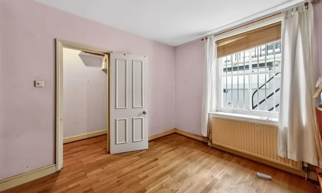 Недвижимость Ifield Road: 12